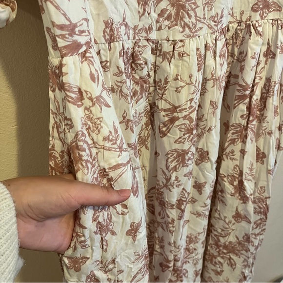 Ivy City Co Odette Dress Pink Mauve Floral - Picture 3 of 9